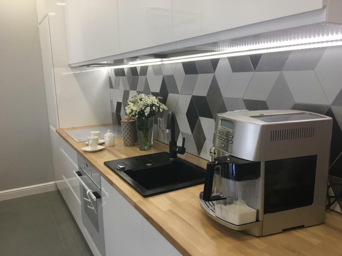 Family & Business Elegant Apartments Ul Astronautow Centrum Downtown - 3 Bedroom, Parking Кельце Экстерьер фото