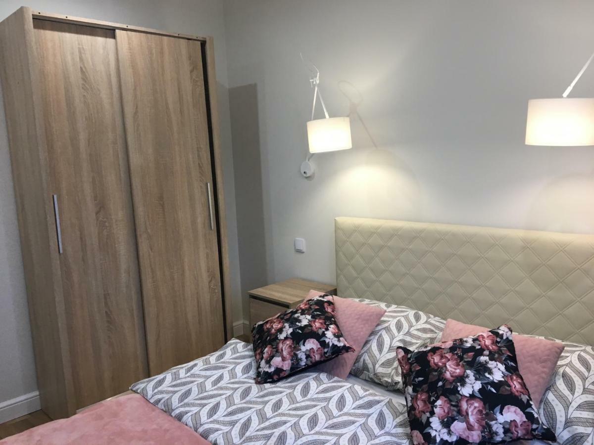 Family & Business Elegant Apartments Ul Astronautow Centrum Downtown - 3 Bedroom, Parking Кельце Экстерьер фото